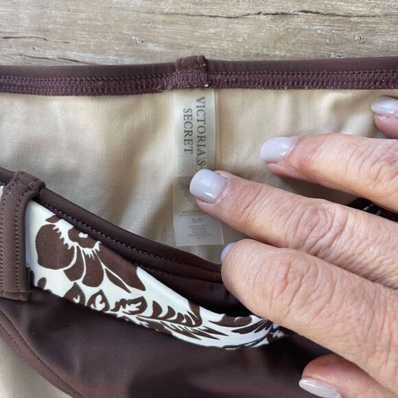 Vintage Victoria Secret Brown and Floral Bottoms - Picture 5 of 5